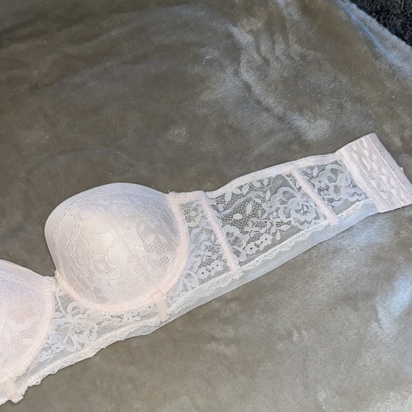 jessica simpson bra - Picture 5 of 11